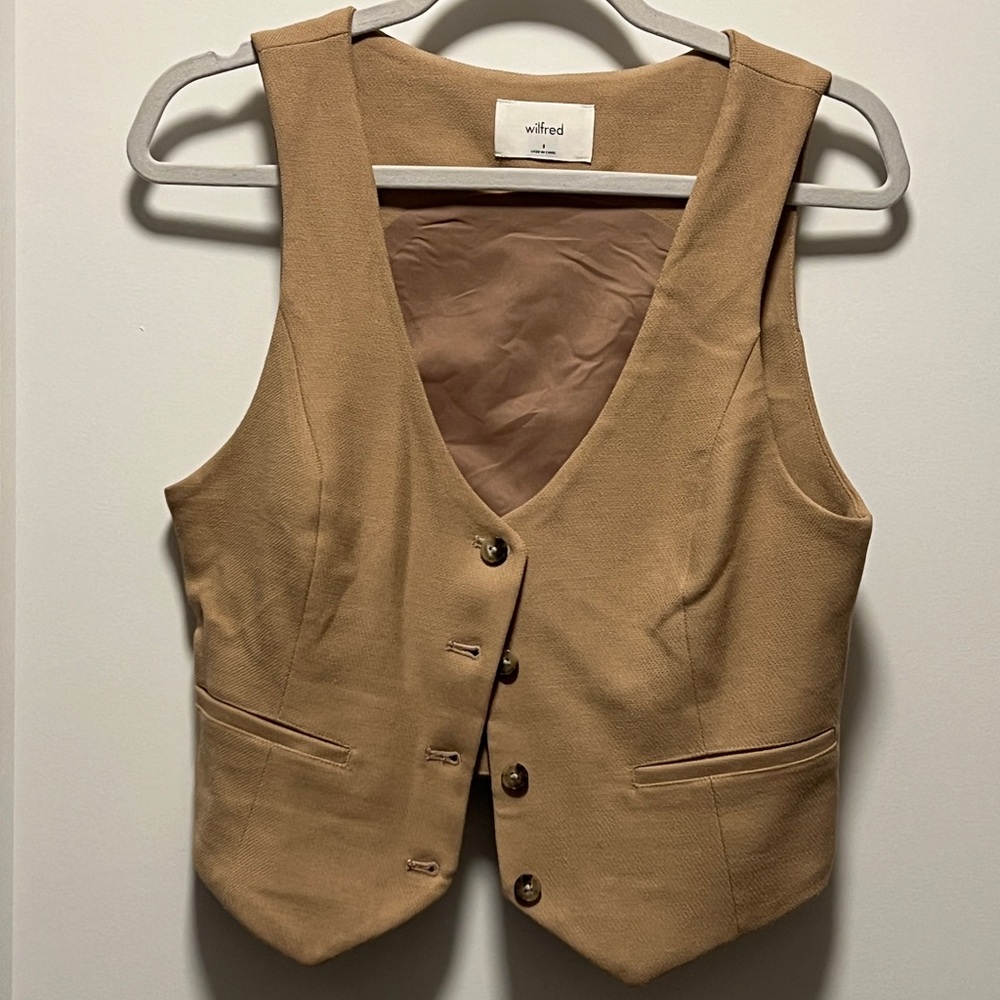 Aritzia Wilfred Desire Vest Size 8